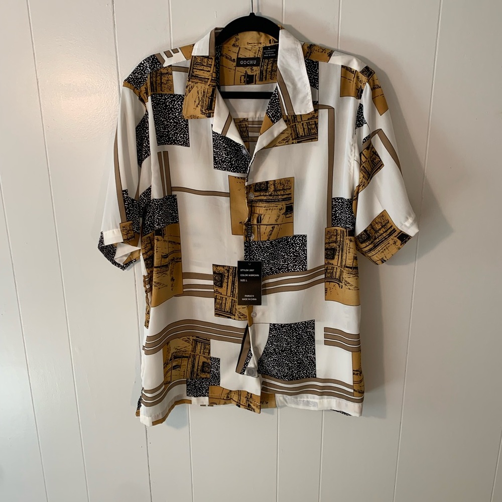 NWT Gochu button down short sleeve